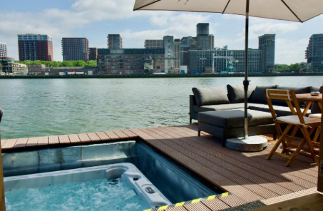 Best Hotels in Rotterdam with Swimming Pools